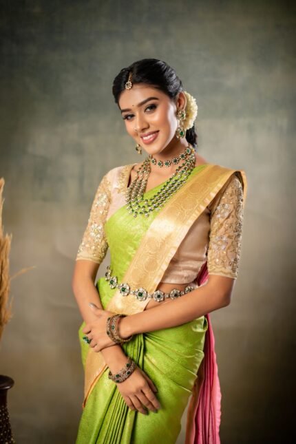 Simple Green Victorian Layered Jewellery Set