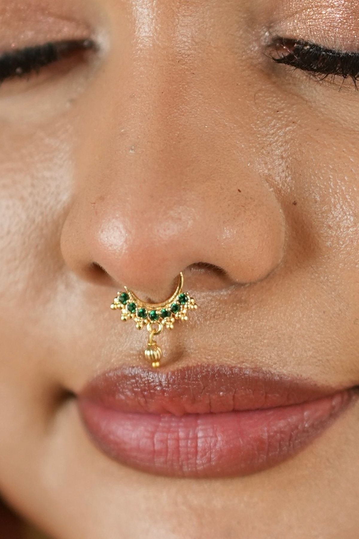 1001370308-1.jpg Green Stone Pearl Hanging Nosepin - Image 1