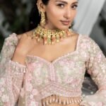 Multi Colour Kundan Necklace Set