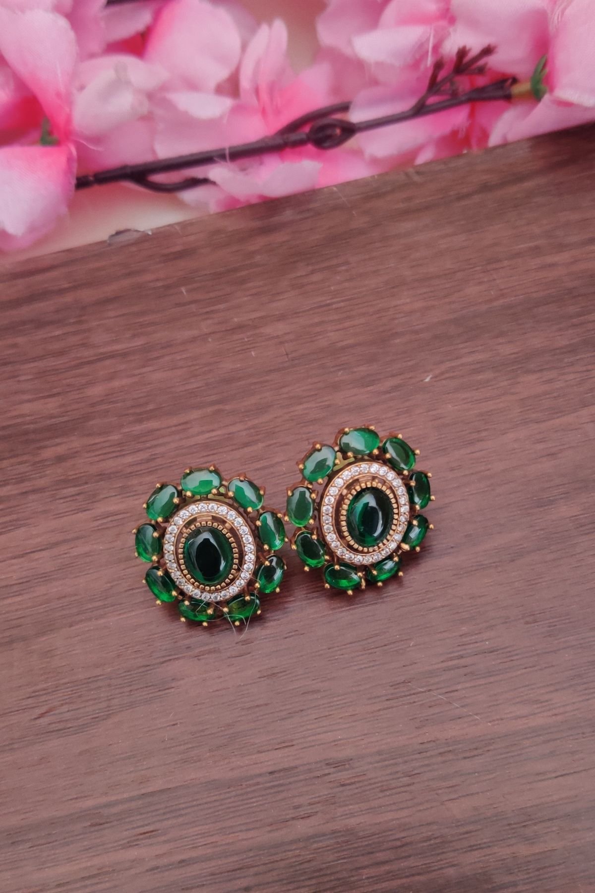 IMG_20250313_163611-1.jpg Victorian Dark Green Earrings - Image 1