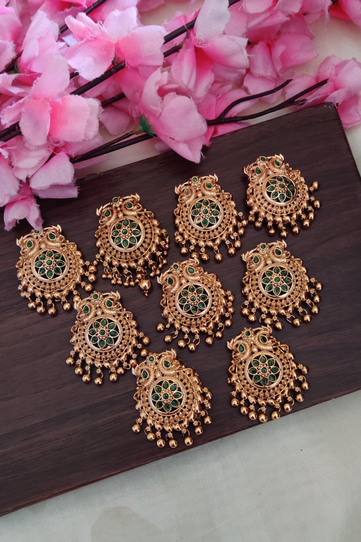 IMG_20250402_164310-1.jpg Beautiful Green Stone Jadabillai (9Nos) - Image 1