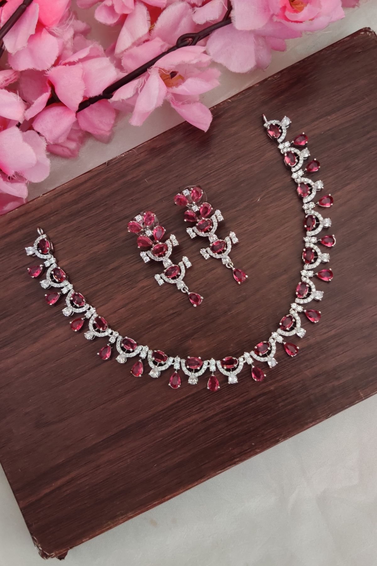 IMG_20250620_160018-1.jpg Ad Red Stone Designer Necklace - Image 1