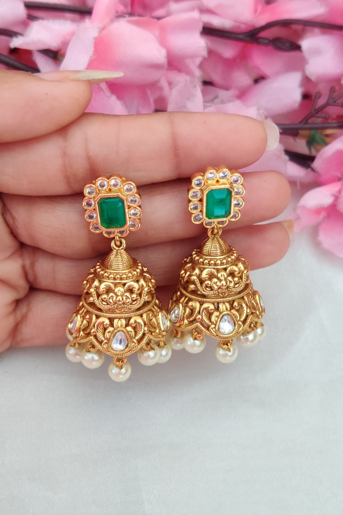 IMG_20251114_132828-2.jpg Green Stone Pearl Hanging Designer Jumkki - Image 1