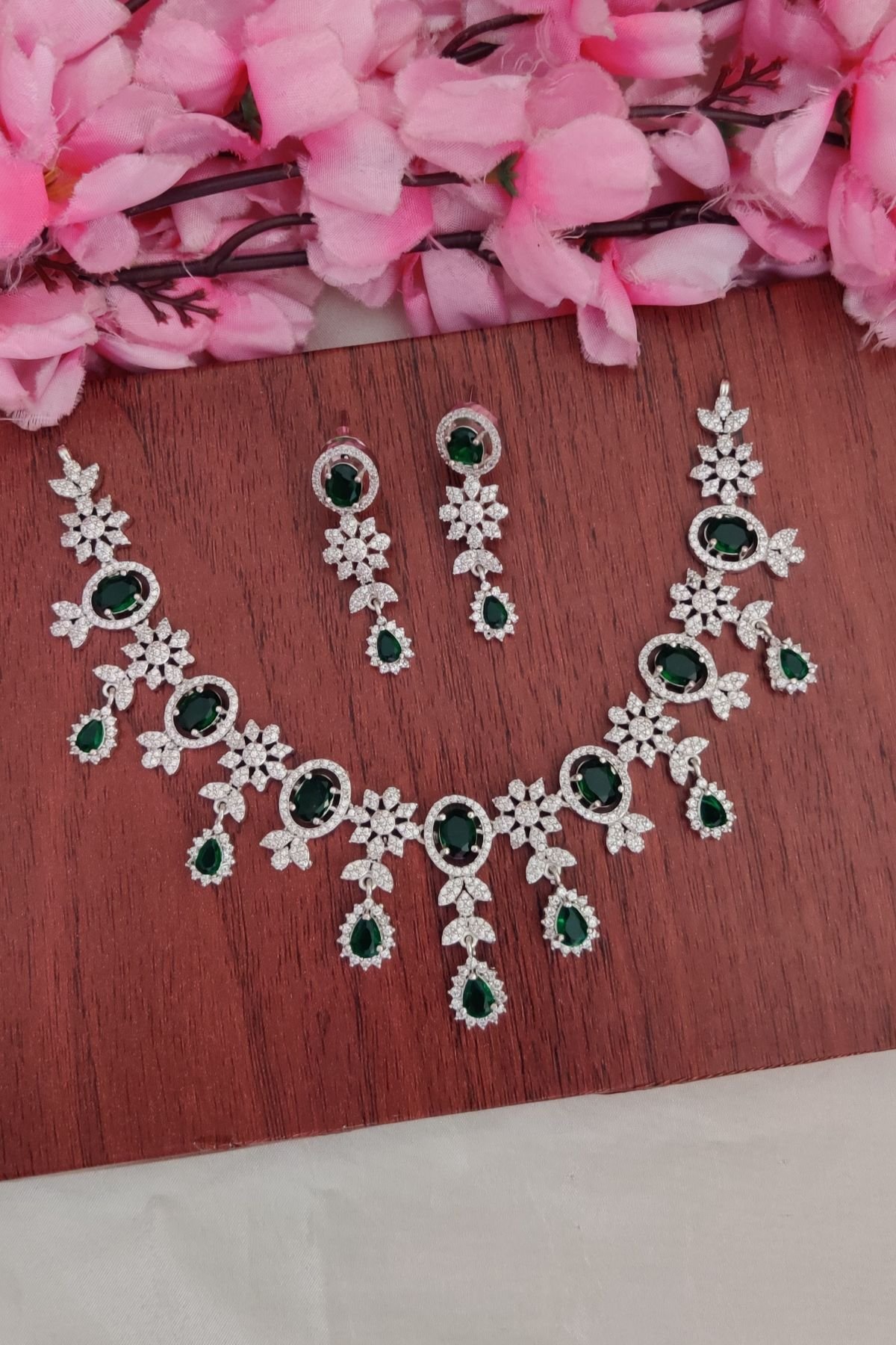 IMG_20260310_125534.jpg-1.jpeg Ad Flower Designer Dark Green Stone Necklace - Image 1
