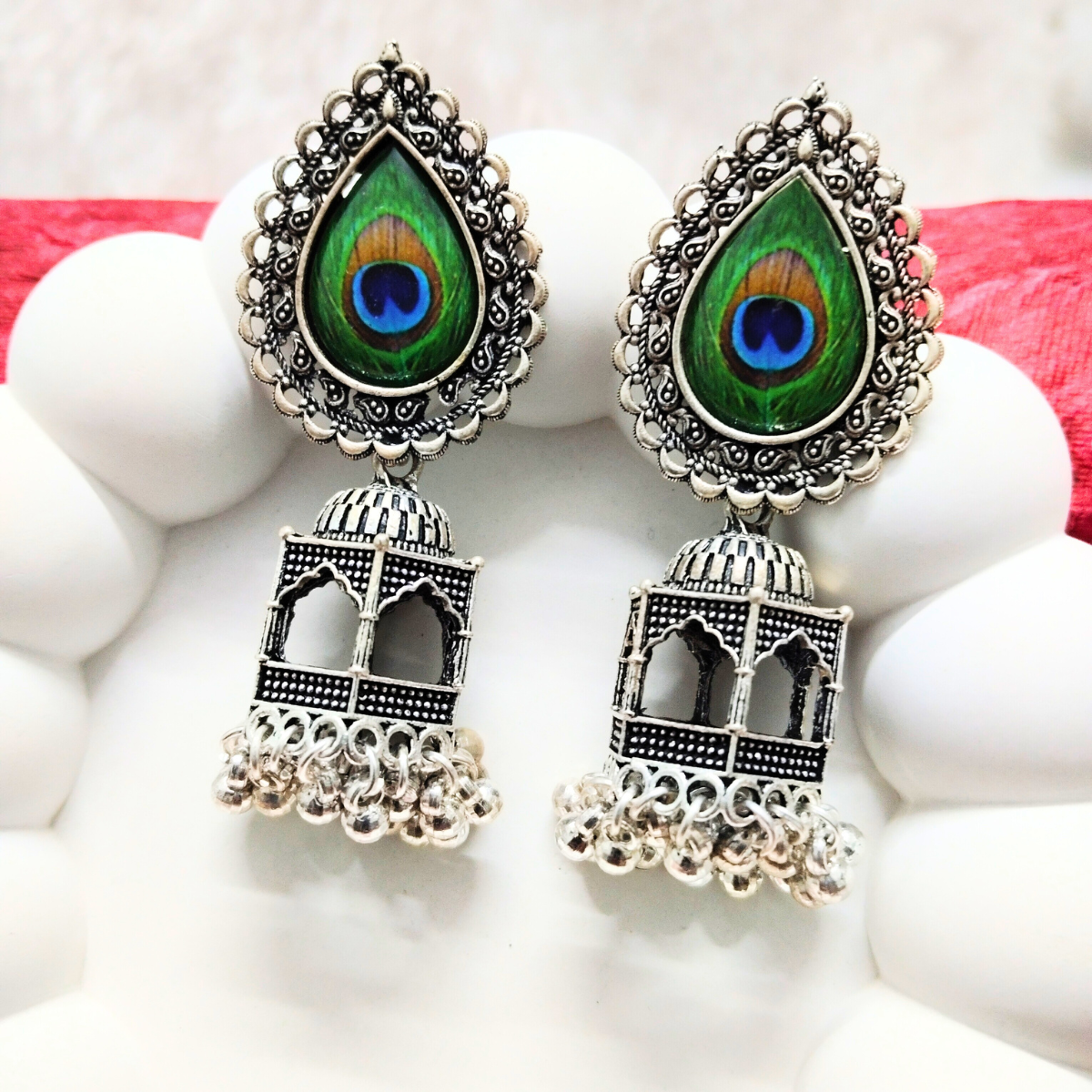 PER002.png Peacock Feather Dome Oxidized Earrings - Image 1